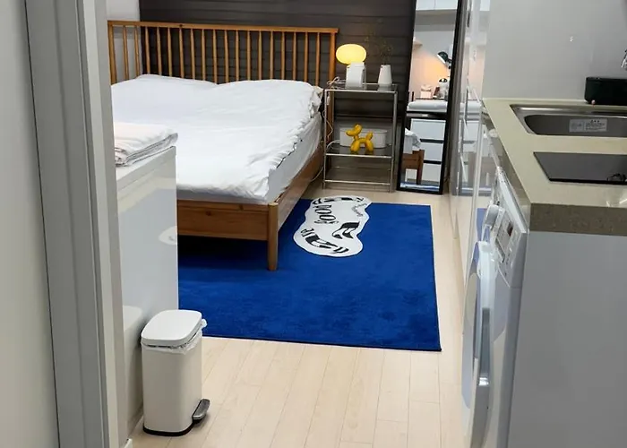 Ricco House - 5-min To Gangnam, Stylish Apartment *
