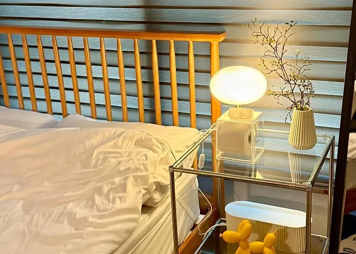 Apartment Ricco House - 5-min To Gangnam, Stylish *